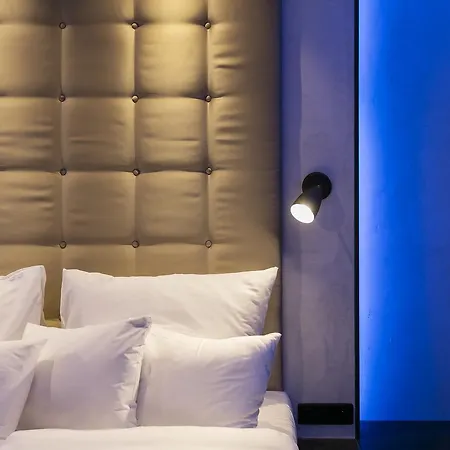 Pytloun Imperial Design